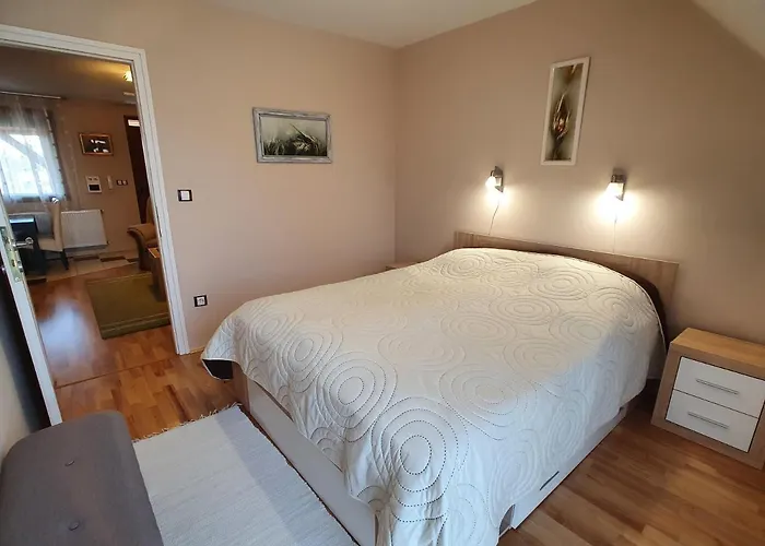 Dorci - Nr 178 Biro Tours アパート *