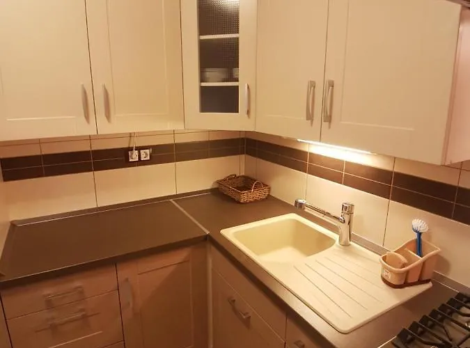 Dorci - Nr 178 Biro Tours アパート *